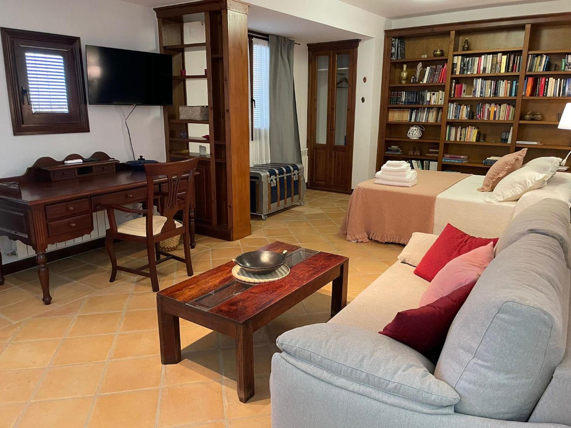 Apartamentos Turisticos La Vida De Antes Консуегра Екстериор снимка