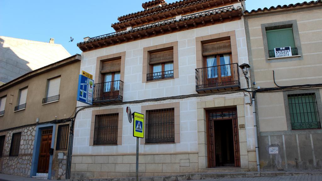 Apartamentos Turisticos La Vida De Antes Консуегра Екстериор снимка